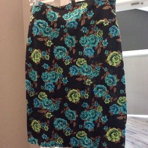 LuLaRoe pencil skirt
